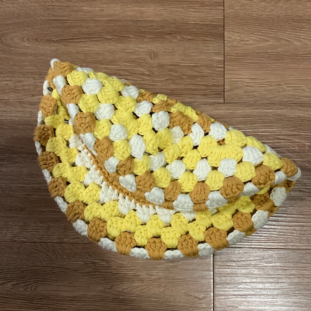 LMT: NWOT Free People Crochet Beret - Picture 5 of 8